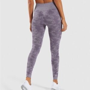 NEW Condition Gymshark Adapt Camo Seamless leggings in Lavender Grey - Size L